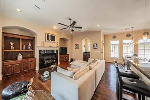 3827 Holland Ave, Dallas, TX 75219 - Photo 13