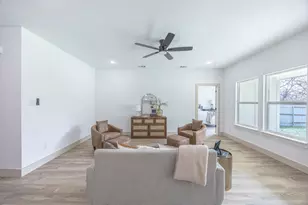 5100 Chapman St, Fort Worth, TX 76105 - Photo 9