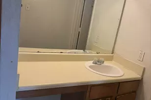 6050 Melody Ln, Dallas, TX 75231 - Photo 23