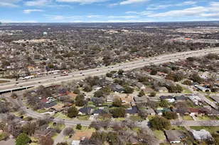 5404 Westcreek Dr, Fort Worth, TX 76133 - Photo 5