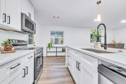 1701 Carla Avenue, Arlington, TX 76014 - Photo 9