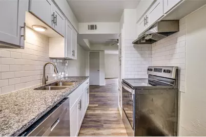 226 Rolling Hills Place, Lancaster, TX 75146 - Photo 11