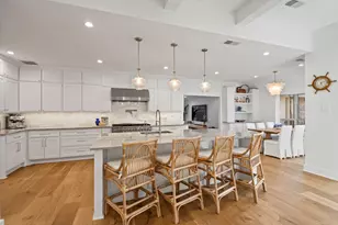 7211 Pleasant View Dr, Dallas, TX 75231 - Photo 9