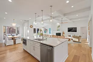 7211 Pleasant View Dr, Dallas, TX 75231 - Photo 13