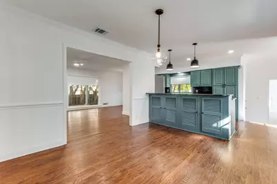 7236 Wake Forrest Drive, Dallas, TX 75214 - Photo 13