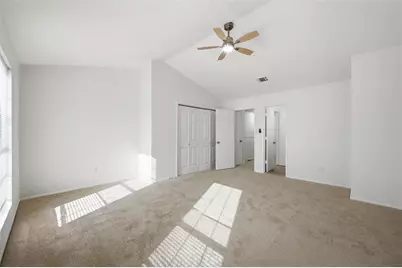 73 Winchester Drive, Euless, TX 76039 - Photo 13