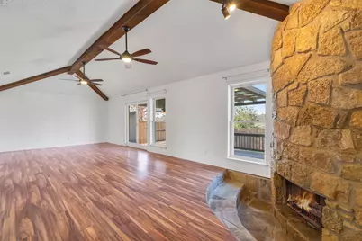 1031 Boston Boulevard, Bedford, TX 76022 - Photo 9