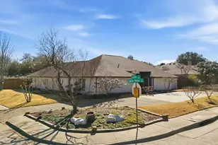 7736 Lone Moor Cir, Dallas, TX 75248 - Photo 37