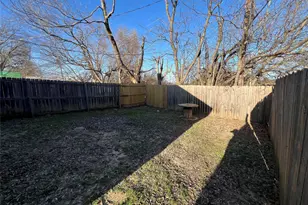 1509 N Grant Dr, Sherman, TX 75092 - Photo 9