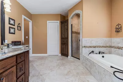 505 S Bluegrove Road, Lancaster, TX 75146 - Photo 13