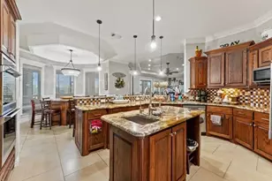 505 S Bluegrove Rd, Lancaster, TX 75146 - Photo 7