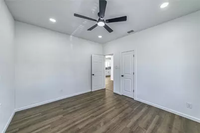 1014 Sycamore Avenue, Corsicana, TX 75110 - Photo 15