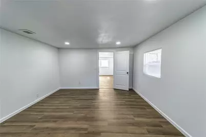 1014 Sycamore Avenue, Corsicana, TX 75110 - Photo 25