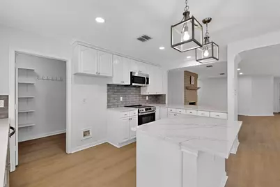 328 Cortland Circle, Roanoke, TX 76262 - Photo 17