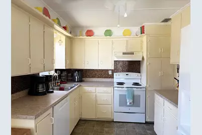 220 Littlefield Drive, East Tawakoni, TX 75472 - Photo 5