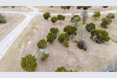 7105 S Aberdeen Drive, Cleburne, TX 76033 - Photo 3