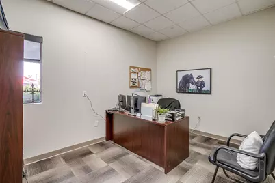 434 Wilshire Boulevard, Burleson, TX 76028 - Photo 11