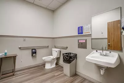 434 Wilshire Boulevard, Burleson, TX 76028 - Photo 13