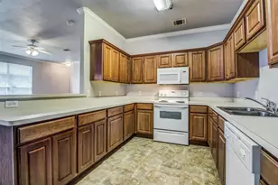 2400 18th St, Plano, TX 75074 - Photo 5