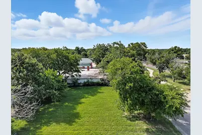 1102 Hillsboro Street, Cleburne, TX 76033 - Photo 5