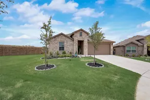 16545 Club Springs Ln, Fort Worth, TX 76247 - Photo 19