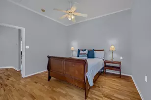 102 Santee Dr, Lake Kiowa, TX 76240 - Photo 31