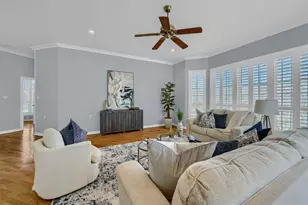 102 Santee Dr, Lake Kiowa, TX 76240 - Photo 11