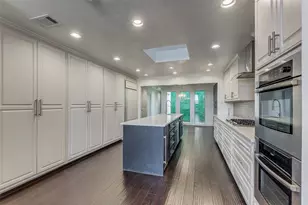 5820 Orchid Ln, Dallas, TX 75230 - Photo 7