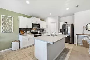 229 Abingdon St, Azle, TX 76020 - Photo 1