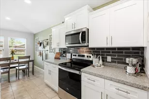 229 Abingdon St, Azle, TX 76020 - Photo 13