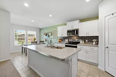 229 Abingdon Street, Azle, TX 76020 - Photo 11