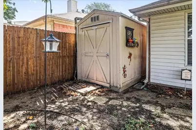 325 Stately Oak Lane, Lake Dallas, TX 75065 - Photo 5