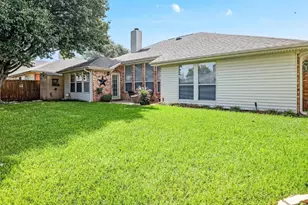 325 Stately Oak Ln, Lake Dallas, TX 75065 - Photo 5