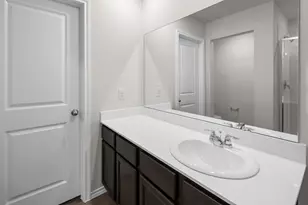 1913 Freeman St, Tyler, TX 75704 - Photo 11