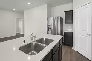 1913 Freeman St, Tyler, TX 75704 - Photo 7