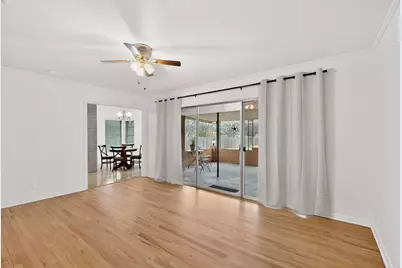 210 N Summit Street, Red Oak, TX 75154 - Photo 7