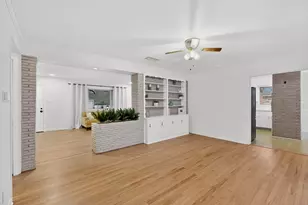 210 N Summit St, Red Oak, TX 75154 - Photo 9