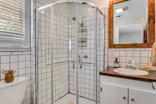 648 Oak St, Burleson, TX 76028 - Photo 21