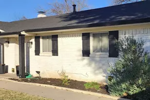 2129 Goerte Dr, Grand Prairie, TX 75051 - Photo 1