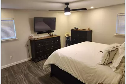 2129 Goerte Drive, Grand Prairie, TX 75051 - Photo 9