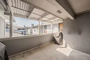 655 Ridgeline Dr, Hurst, TX 76053 - Photo 23