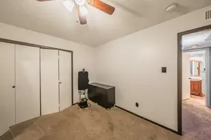 655 Ridgeline Dr, Hurst, TX 76053 - Photo 15