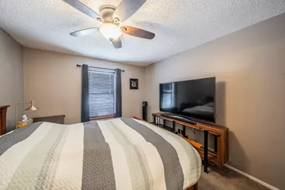 655 Ridgeline Drive, Hurst, TX 76053 - Photo 17