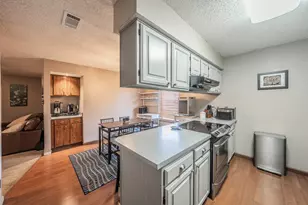 655 Ridgeline Dr, Hurst, TX 76053 - Photo 7