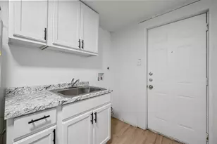 1914 McBroom St, Dallas, TX 75212 - Photo 5