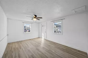 1914 McBroom St, Dallas, TX 75212 - Photo 3