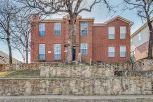 5302 Bradley Ln, Arlington, TX 76017 - Photo 1