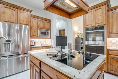 104 Oakbend Court, Weatherford, TX 76088 - Photo 11