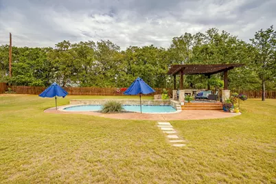 104 Oakbend Court, Weatherford, TX 76088 - Photo 35