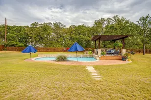 104 Oakbend Ct, Weatherford, TX 76088 - Photo 35